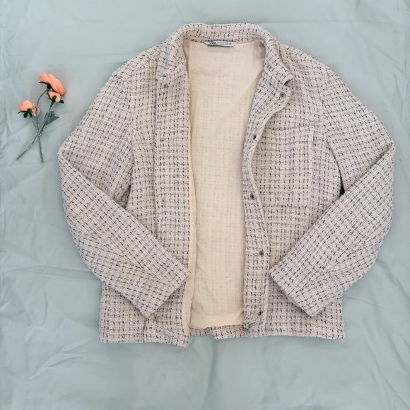 Zara Other - Zara Textured Cream Tweed Long Sleeve Overshirt/Jacket “Shacket” Size M